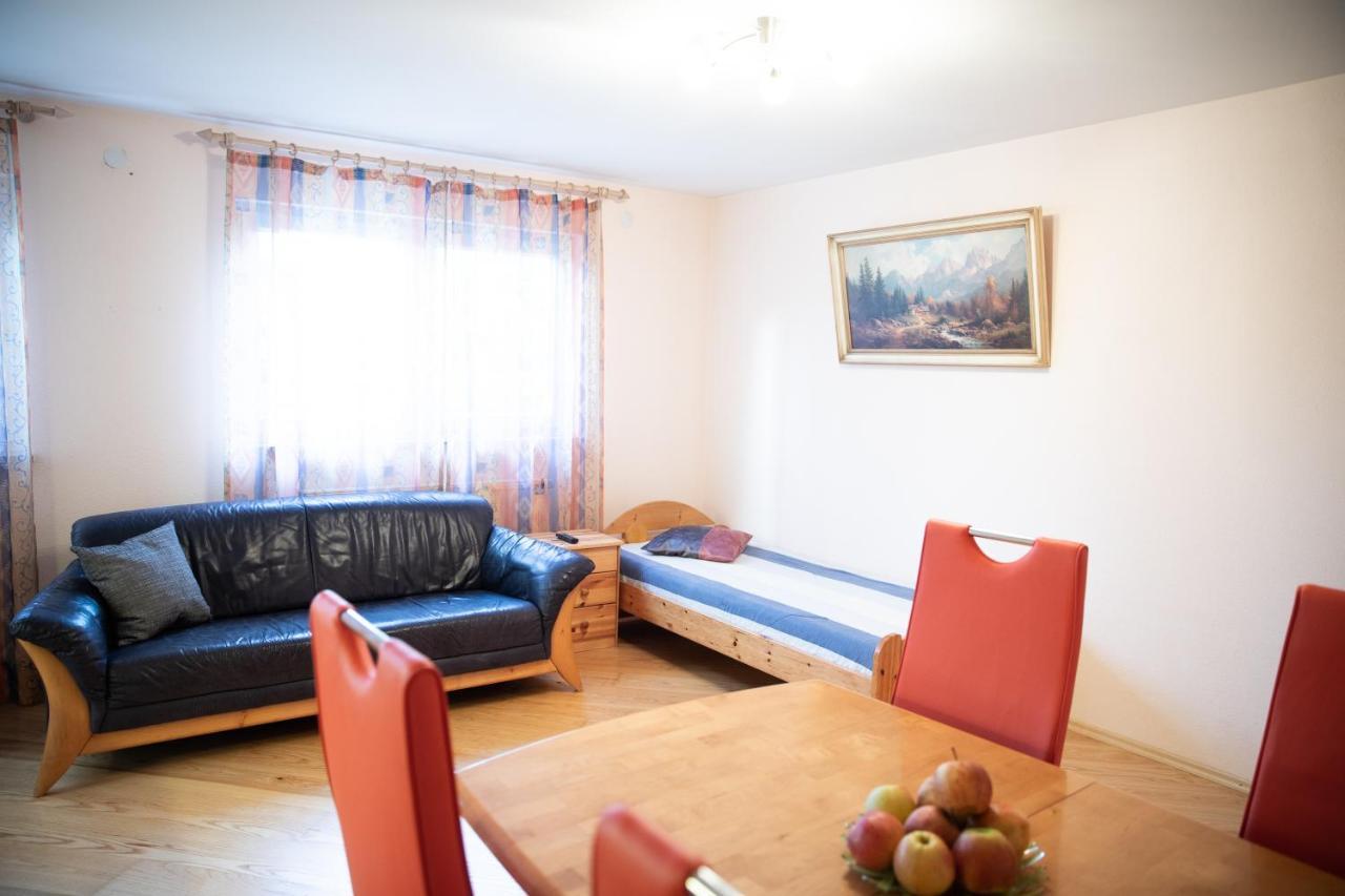 Ferienwohnung "Johann" Meckenbeuren Exterior photo