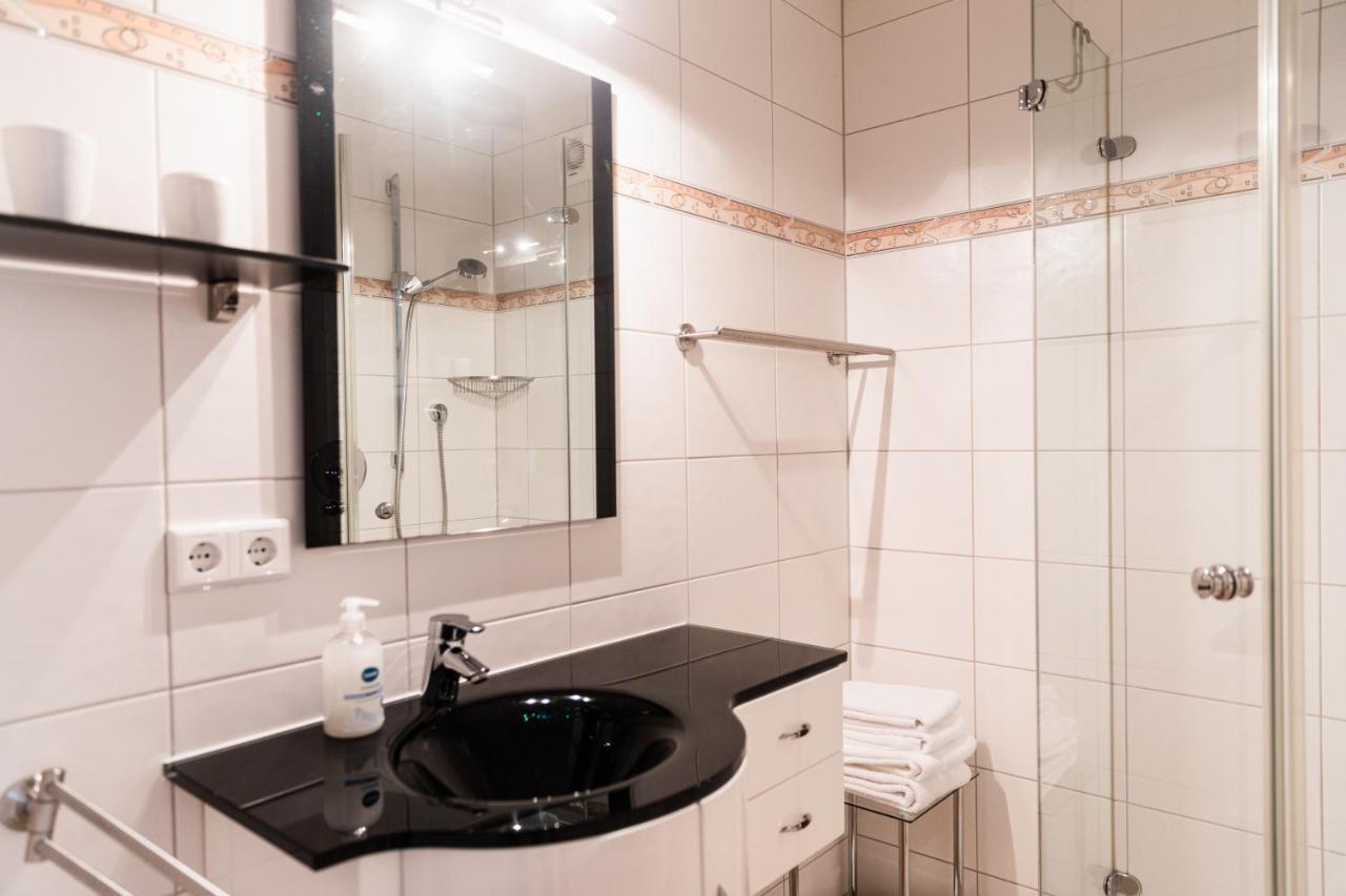 Ferienwohnung "Johann" Meckenbeuren Exterior photo